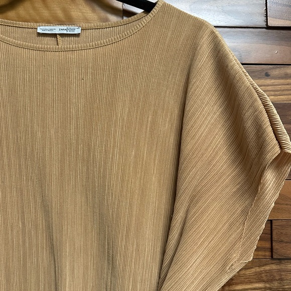 Zara - Pleated Tunic with Belt - Picture 6 of 6